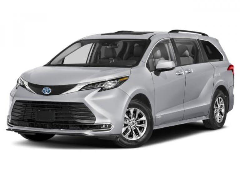 2022 Toyota Sienna XLE 7-Passenger AWD