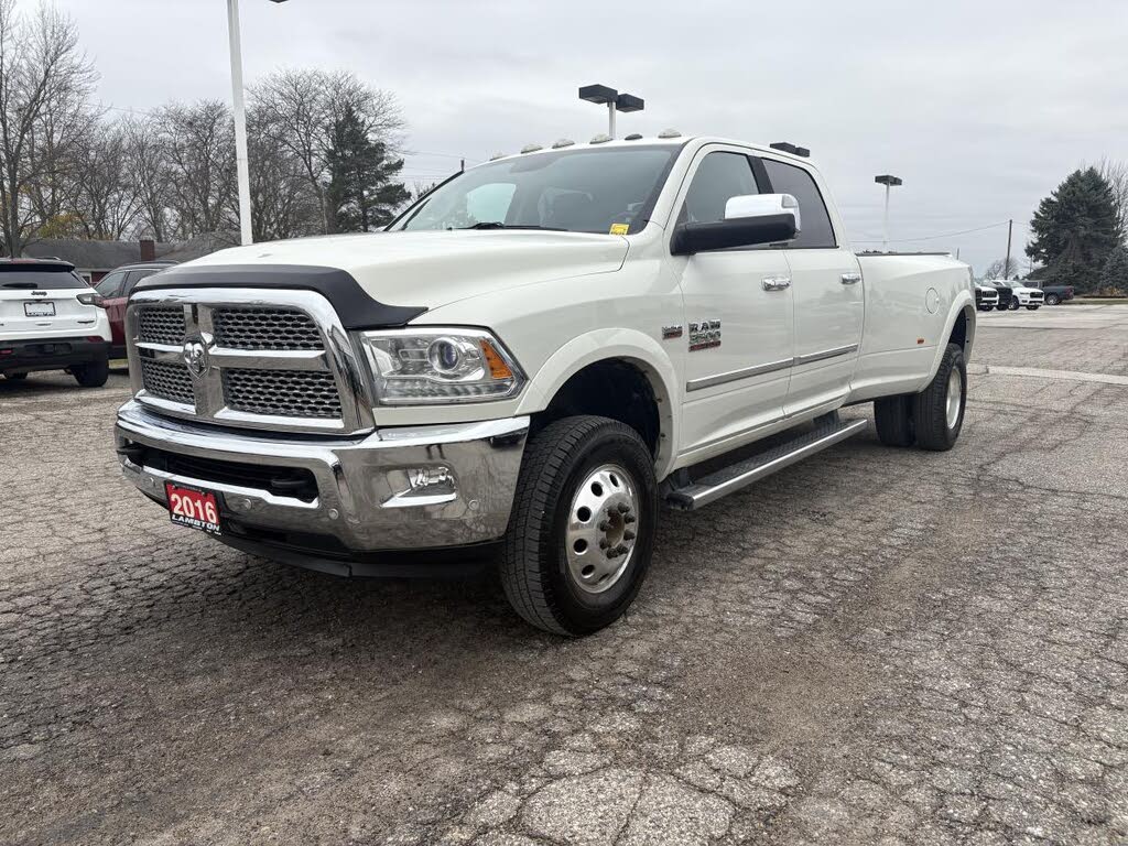 2016 RAM 3500 Laramie Crew Cab LB DRW 4WD