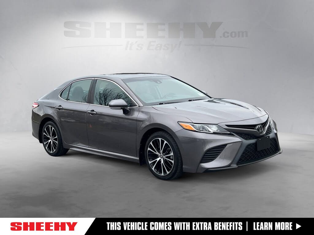 2020 Toyota Camry SE FWD