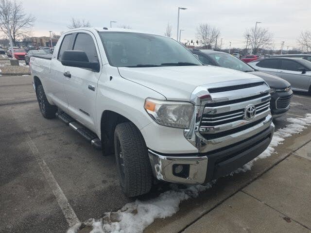 2016 Toyota Tundra SR5 Double Cab 5.7L FFV 4WD
