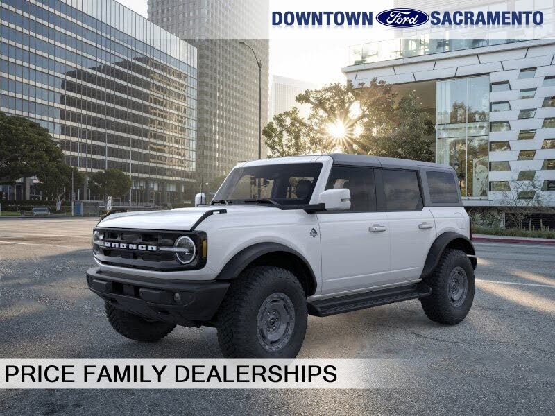 2025 Ford Bronco Outer Banks 4-Door 4WD
