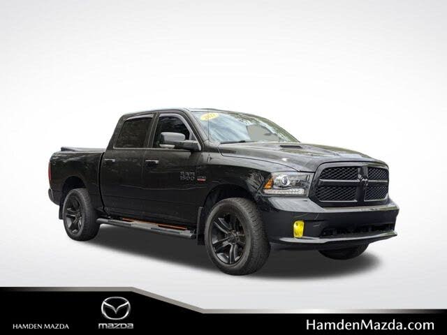 2017 RAM 1500 Night Crew Cab 4WD