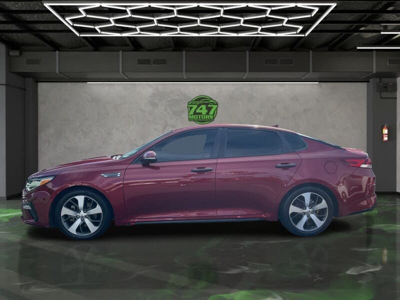 2019 Kia Optima S FWD