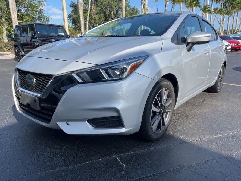 2021 Nissan Versa SV FWD