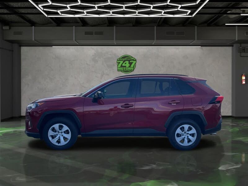 2021 Toyota RAV4 LE FWD