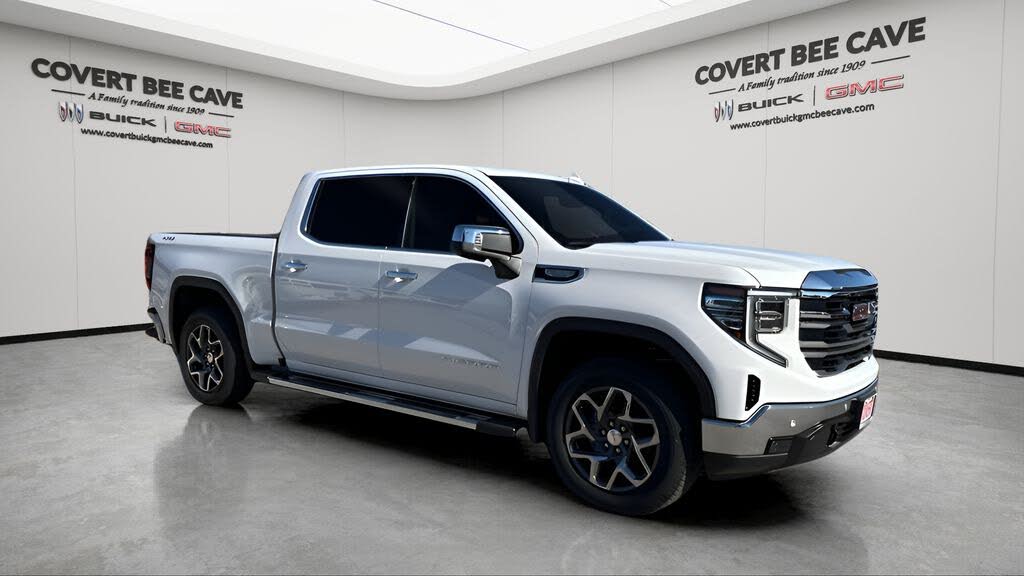 2026 GMC Sierra 1500 SLT Crew Cab 4WD
