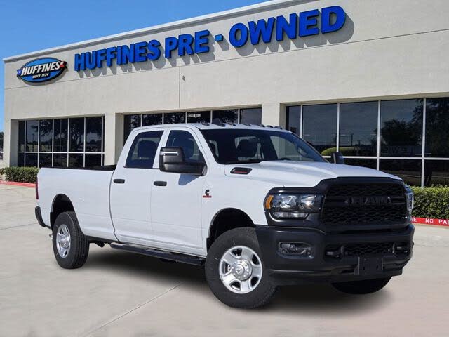 2023 RAM 3500 Tradesman Crew Cab LB 4WD