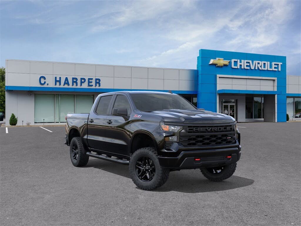 2026 Chevrolet Silverado 1500 Custom Trail Boss Crew Cab 4WD