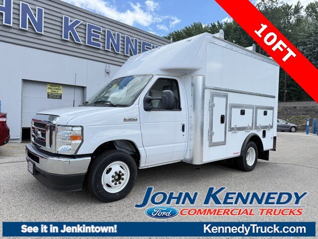2025 Ford E-Series Chassis E-350 SD Cutaway SB DRW RWD