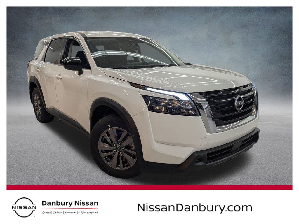 2025 Nissan Pathfinder S 4WD