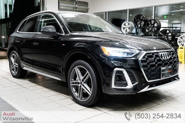 2025 Audi Q5 Hybrid Plug-in e quattro Premium Plus S Line  55 TFSI AWD