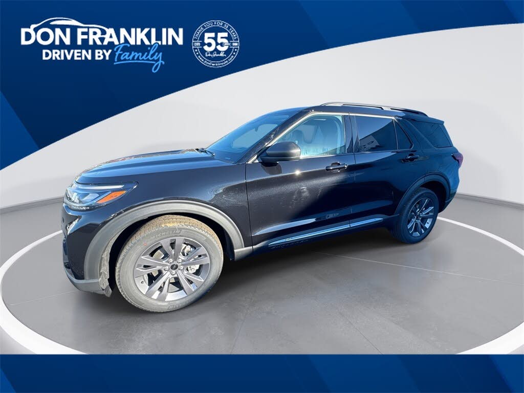 2025 Ford Explorer Active AWD