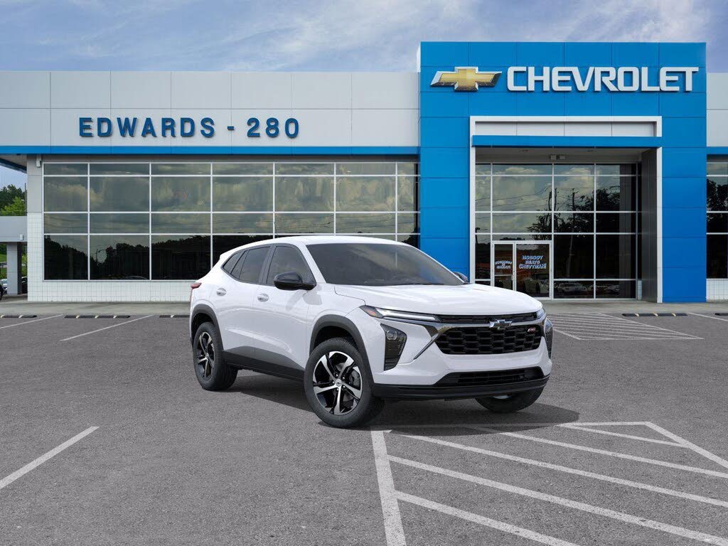 2026 Chevrolet Trax RS with 1RS FWD