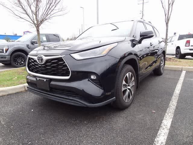 2022 Toyota Highlander XLE AWD