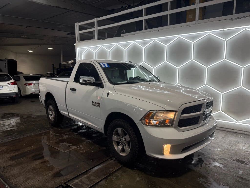 2017 RAM 1500 Express RWD
