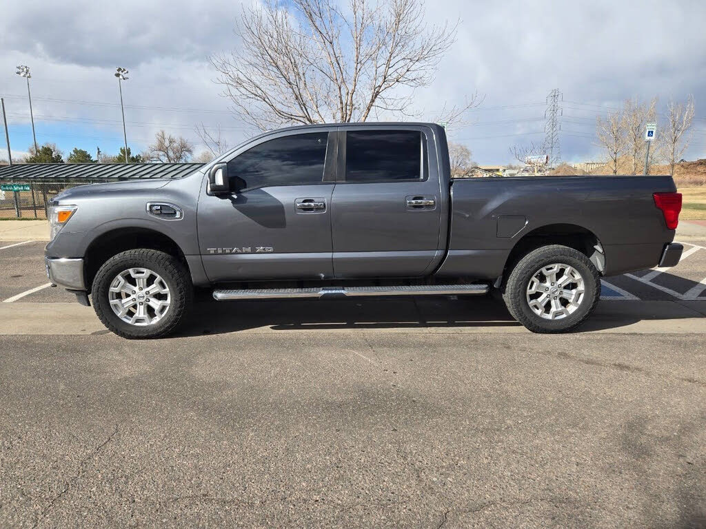 2017 Nissan Titan