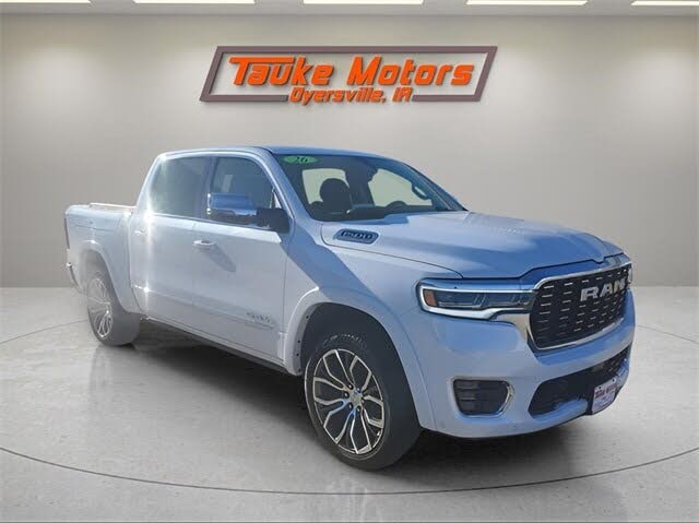 2026 RAM 1500 Tungsten Crew Cab 4WD