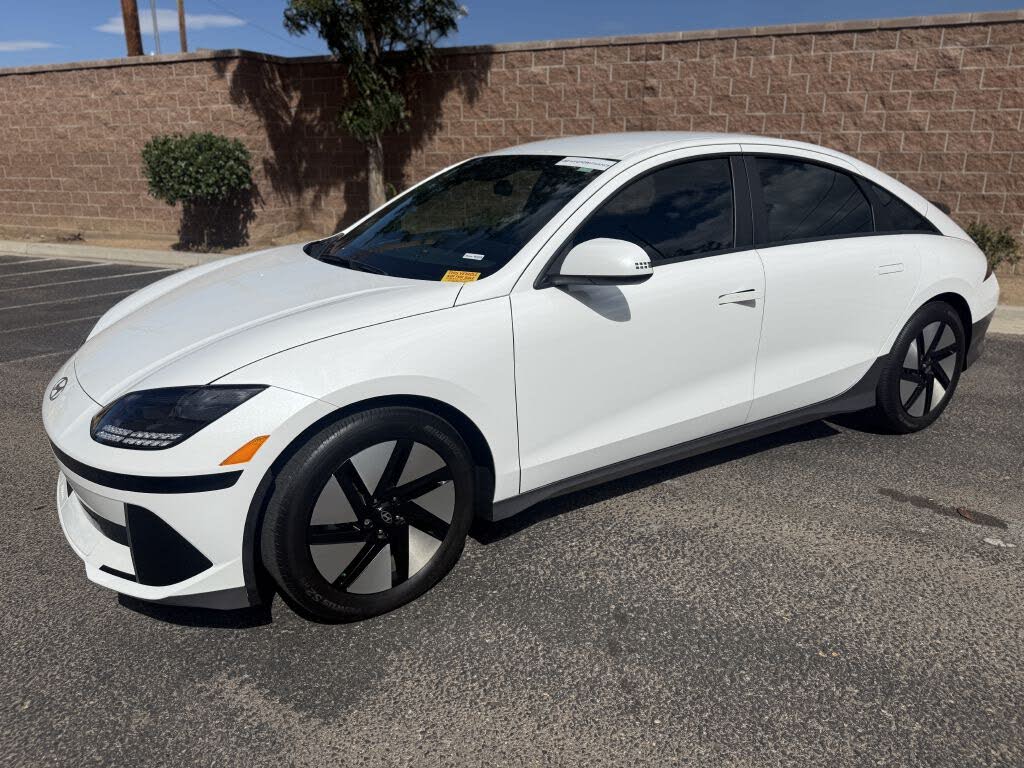 2023 Hyundai Ioniq 6 SE Standard Range RWD