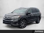 Honda Pilot Touring AWD with Rear Captains Chairs