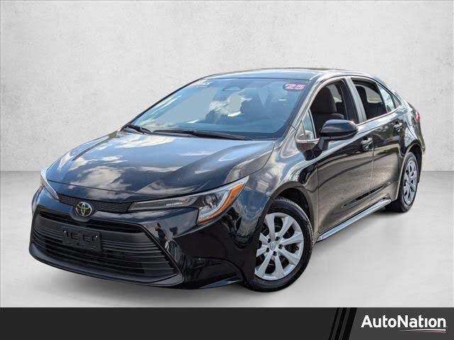 2025 Toyota Corolla LE FWD