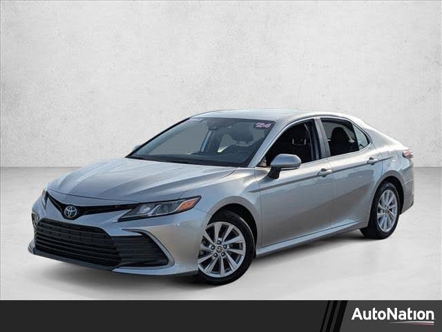2024 Toyota Camry LE FWD