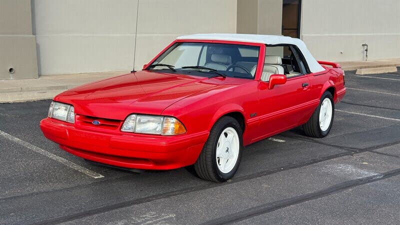 1992 Ford Mustang LX 5.0 Convertible RWD