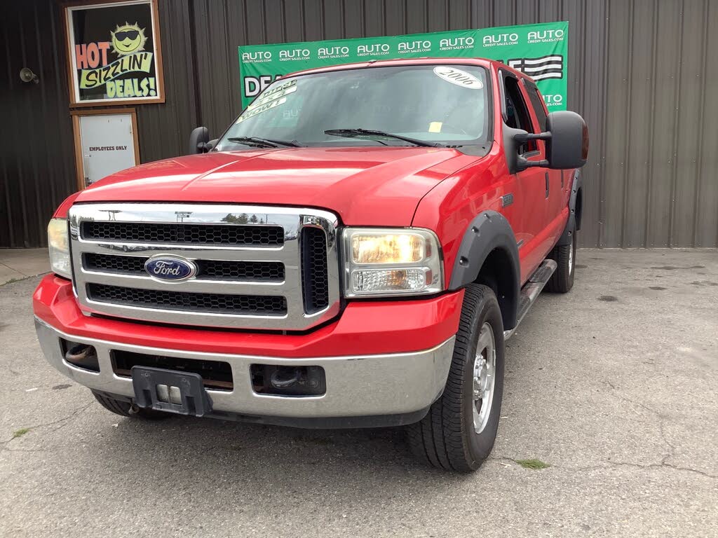 2006 Ford F-350 Super Duty XLT Crew Cab SB 4WD