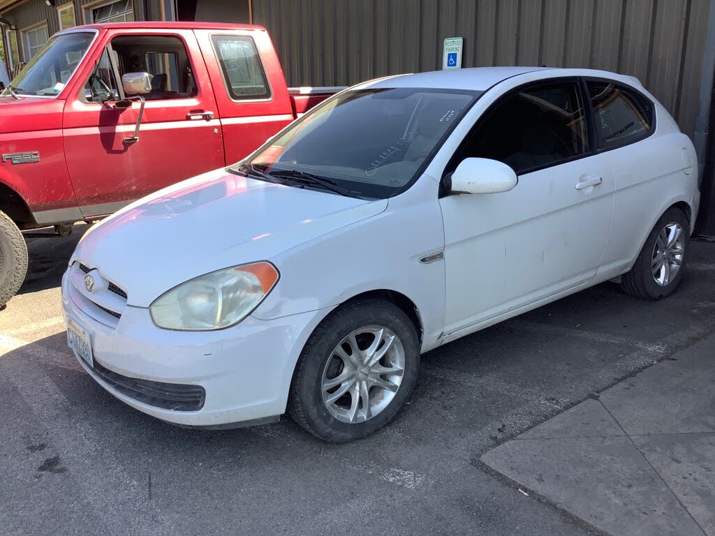 2007 Hyundai Accent GS 2-Door Hatchback FWD
