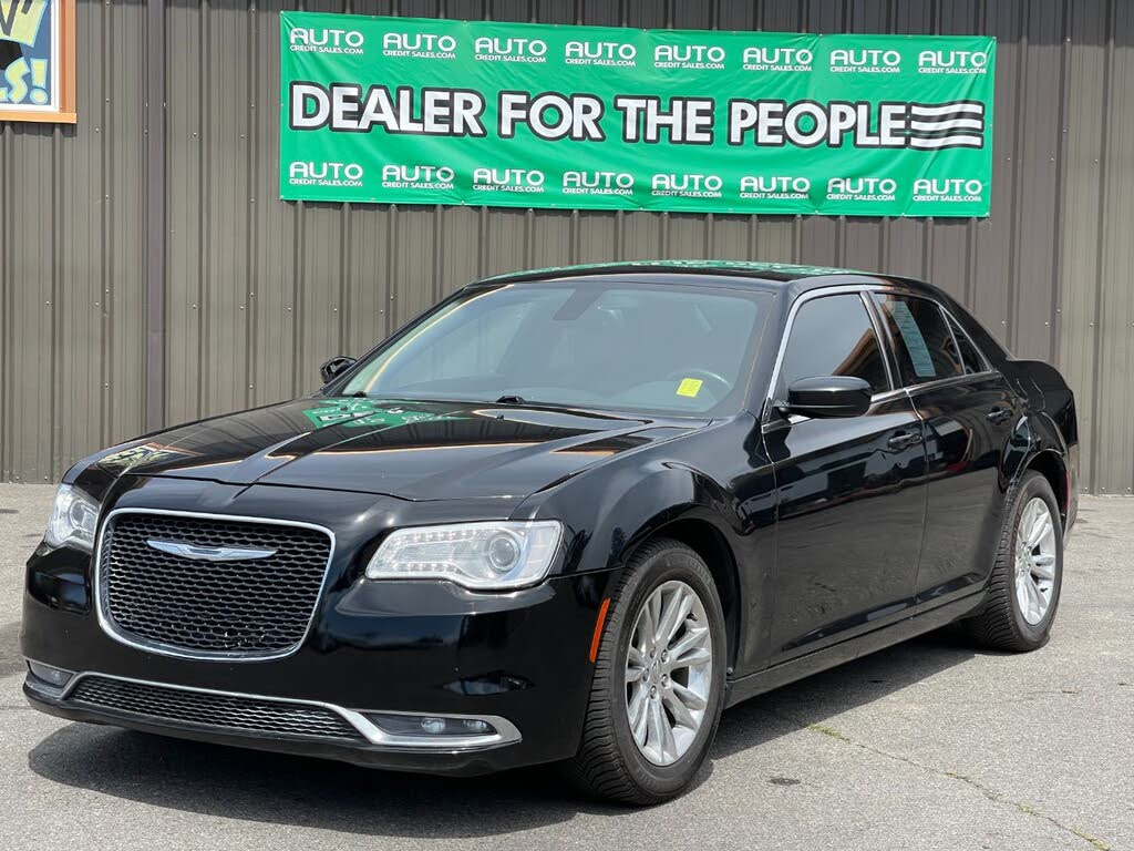 2016 Chrysler 300 Limited RWD
