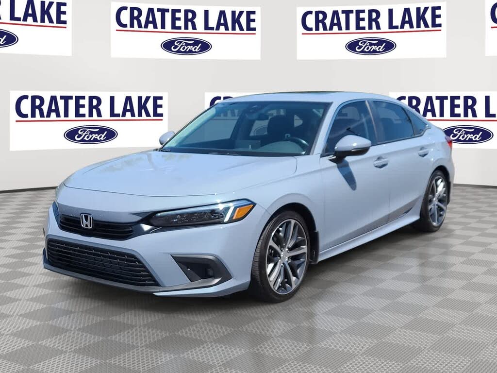 2024 Honda Civic Touring FWD