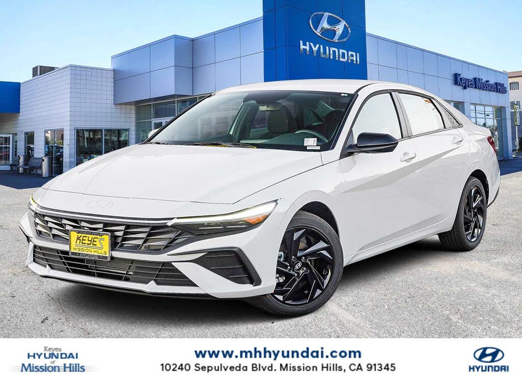 2026 Hyundai Elantra SEL Sport FWD