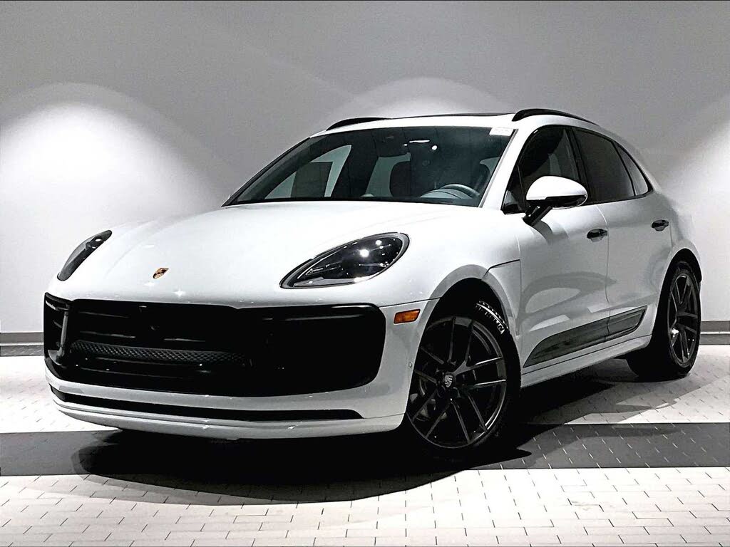 2026 Porsche Macan T AWD