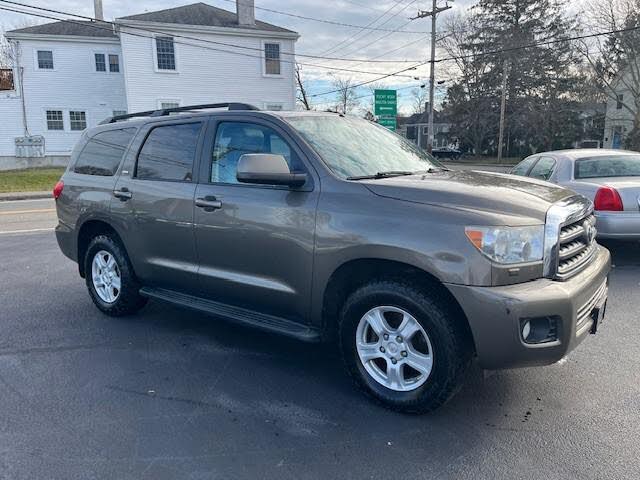 2013 Toyota Sequoia SR5 4WD