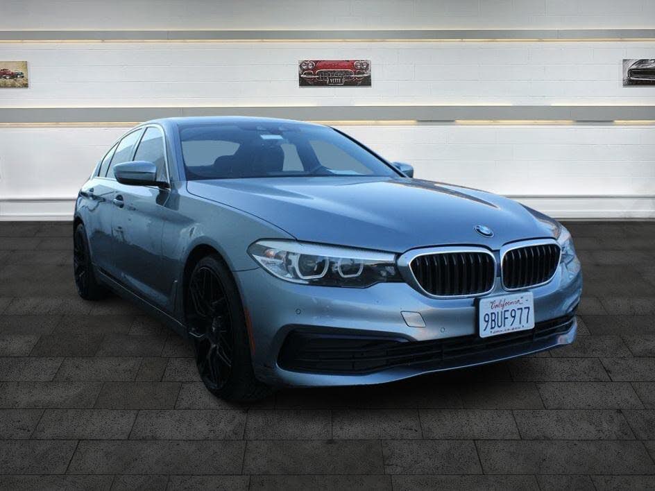 2019 BMW 5 Series 530i Sedan RWD