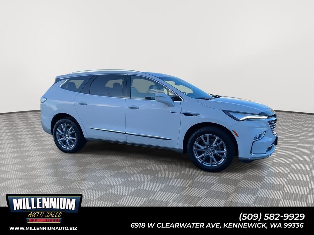 2023 Buick Enclave Essence AWD