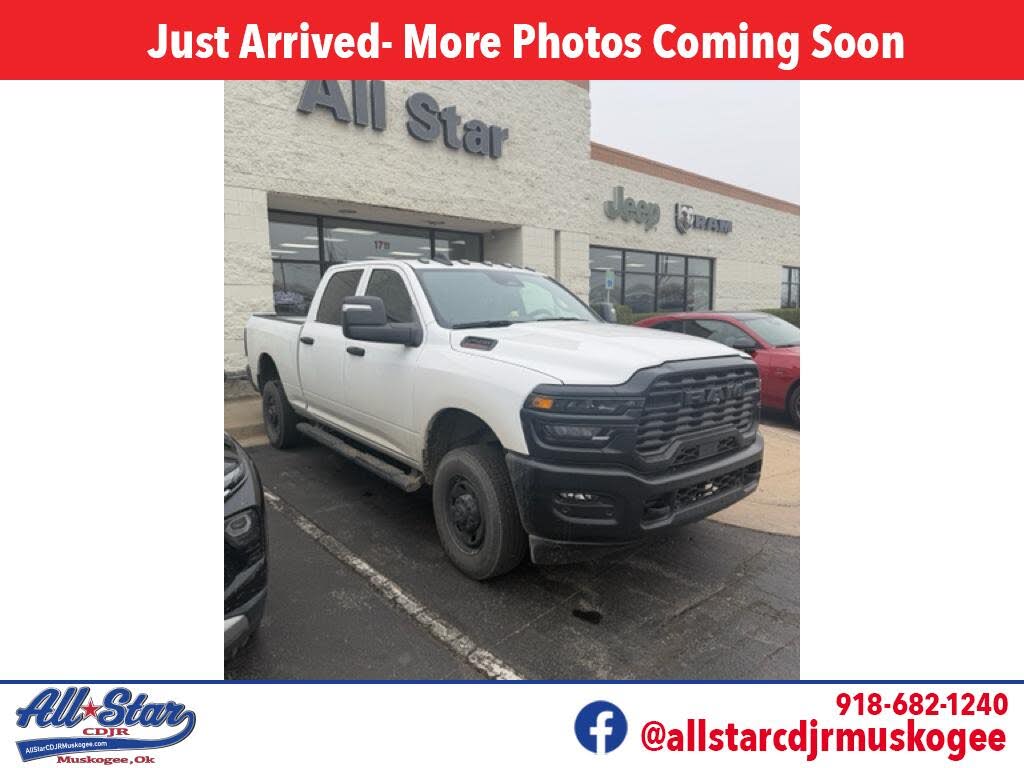 2025 RAM 2500 Tradesman Crew Cab 4WD
