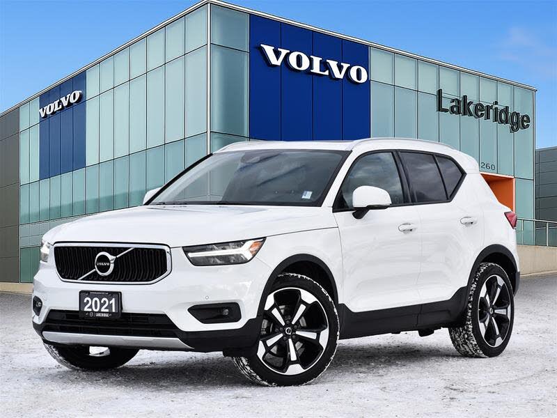 2021 Volvo XC40 T5 Momentum AWD