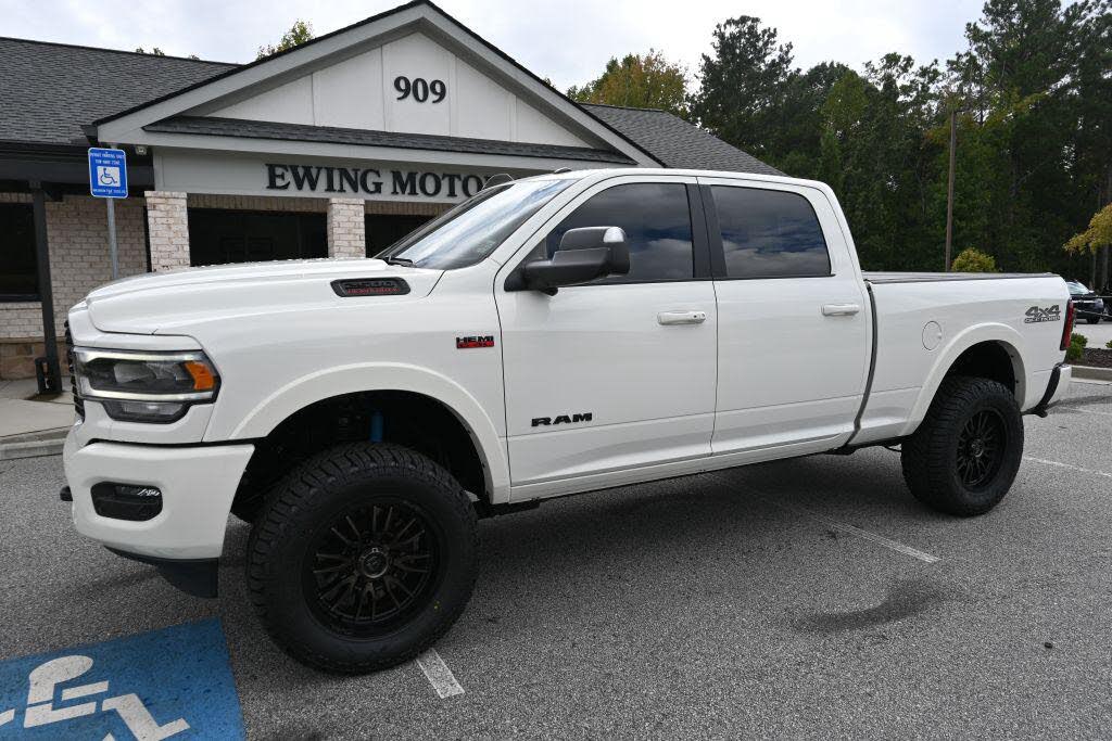 2022 RAM 2500 Laramie Crew Cab 4WD