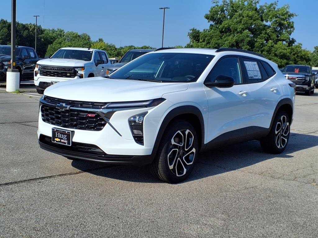 2025 Chevrolet Trax RS with 2RS FWD