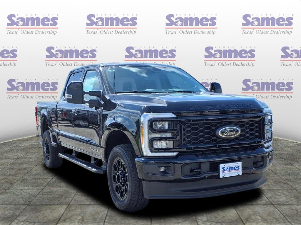 2025 Ford F-250 Super Duty Lariat Crew Cab 4WD