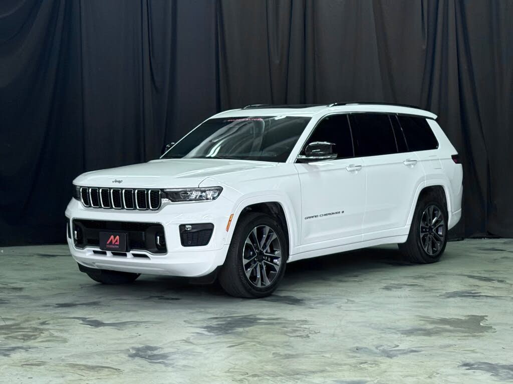 2022 Jeep Grand Cherokee L Overland 4WD