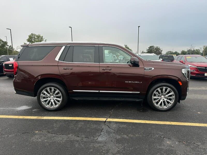 2023 GMC Yukon Denali 4WD