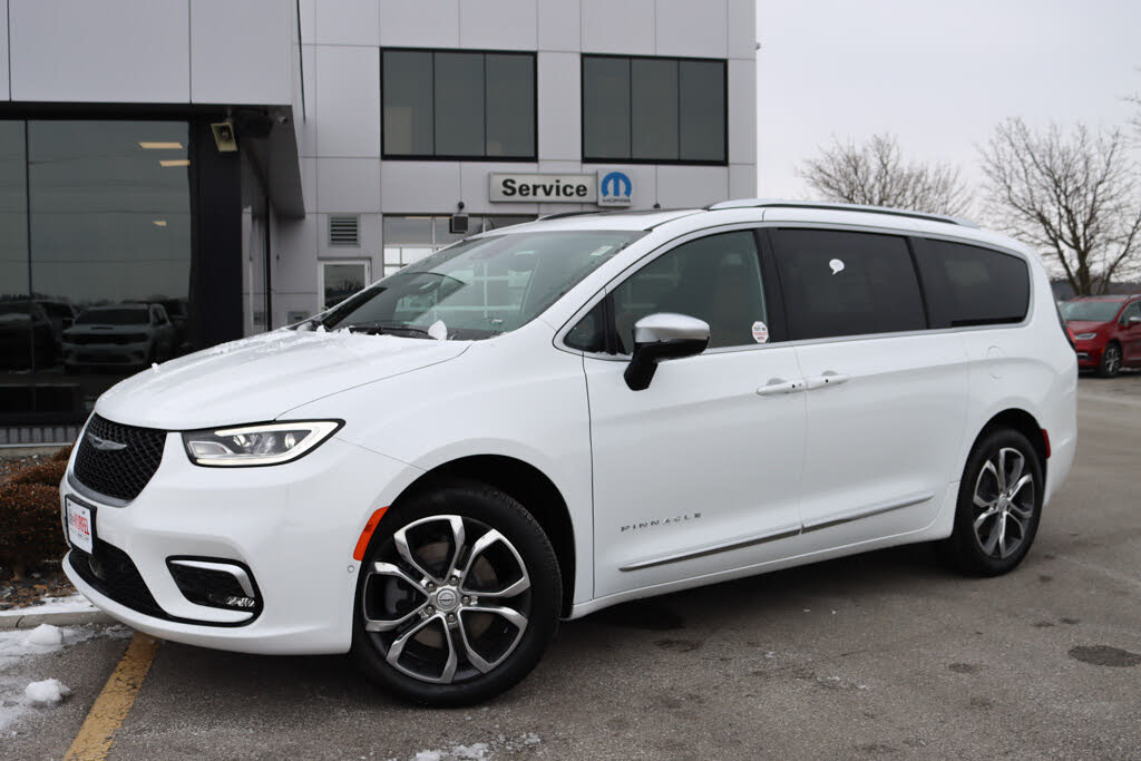 2026 Chrysler Pacifica Pinnacle AWD