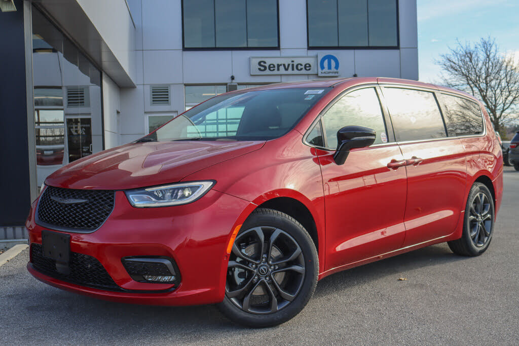 2026 Chrysler Pacifica Select FWD