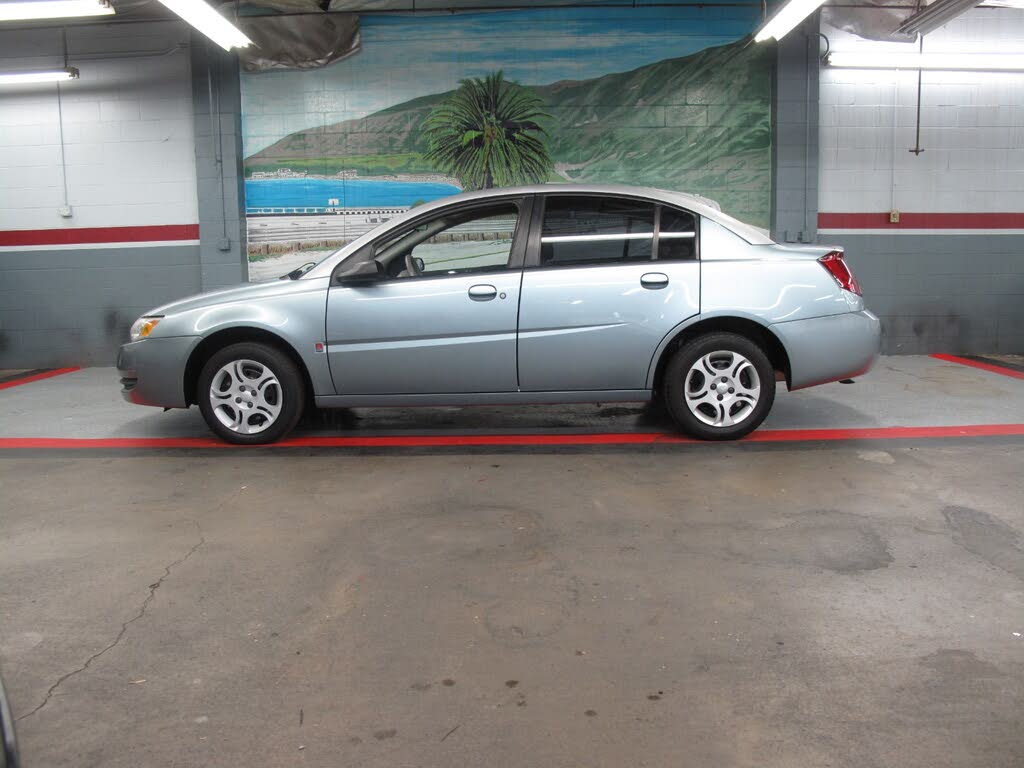 2003 Saturn ION 3