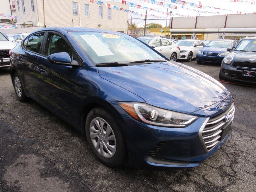 2018 Hyundai Elantra SE FWD