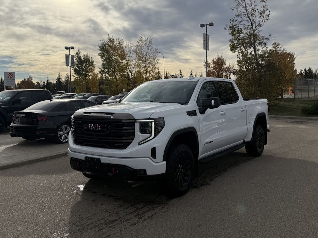 GMC Sierra 1500 AT4X Crew Cab 4WD 2023