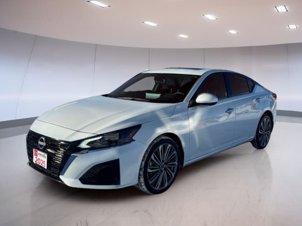 2025 Nissan Altima 2.5 Platinum AWD