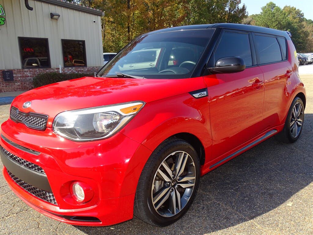 2019 Kia Soul + FWD