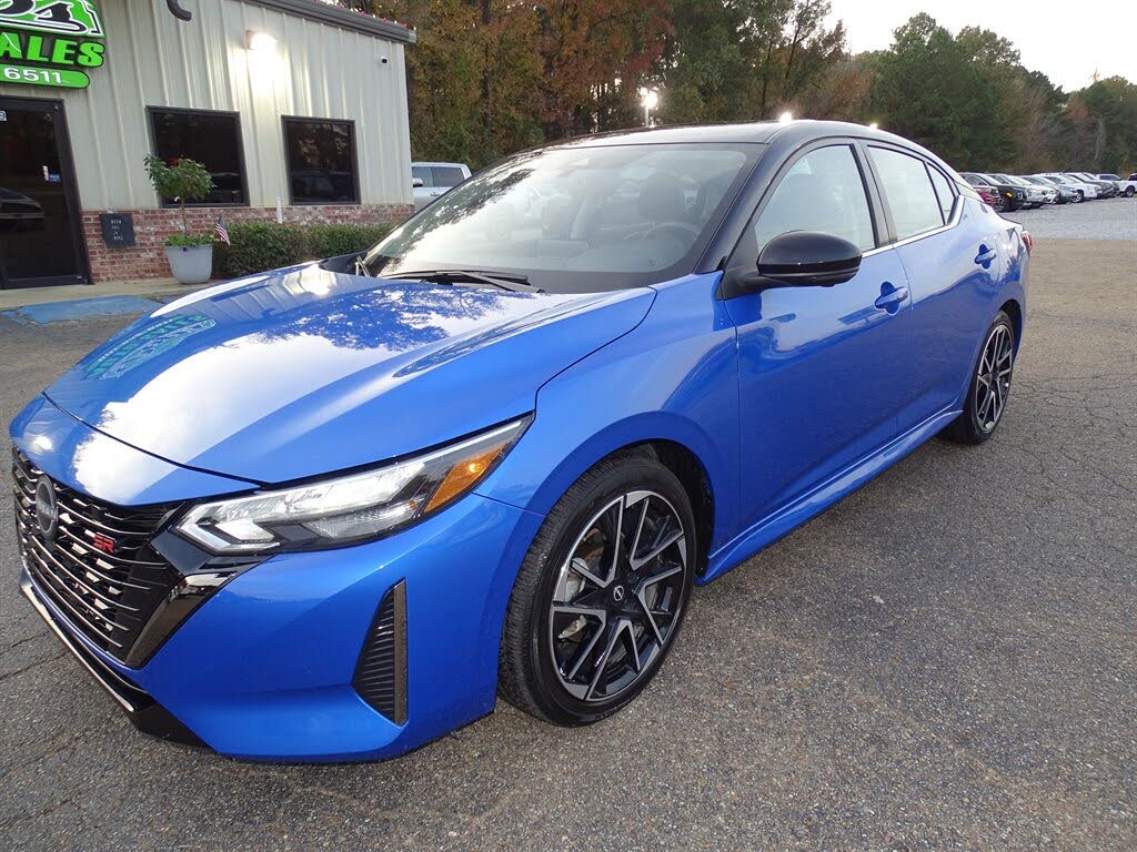 2025 Nissan Sentra SR FWD